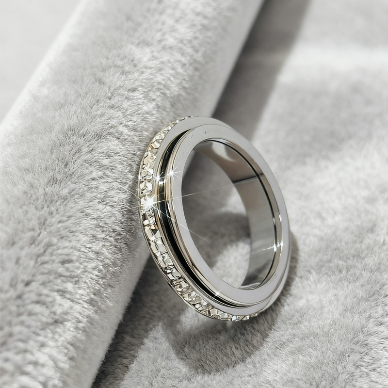 💍💍Drehbarer Ring, plattiert mit 18-karätigem Roségold und Sternenhimmelmuster